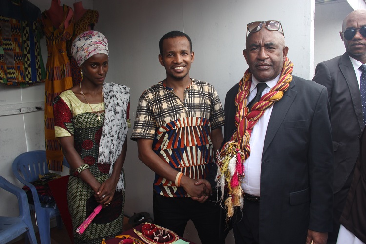 Reportage au village des assises /  A la découverte des artisans comoriens